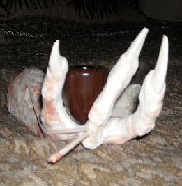 Sculpting Gremlin Hand for Pipe