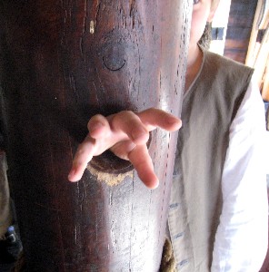 The hand in the capstan