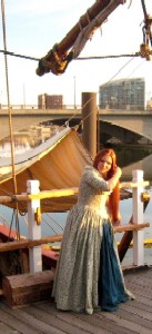 Blue Jess brushing her hair