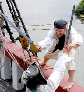 Thomas attacks from the ladder