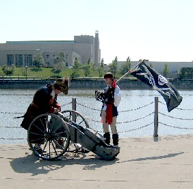 Rieske Artillery prepareing their mortar