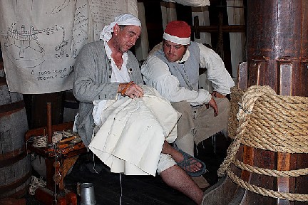 Silas explains his technique to Stephen Priddy