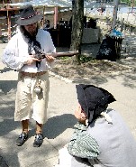 Thomas and Ivan trading shoes