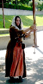 Diosa swinging her monkeyfists