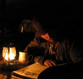 Sebastian Nobbing reading a book