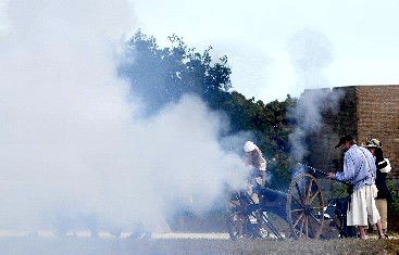 Pirates Firing at British