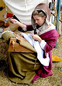 Brig concentrates on Lacemaking