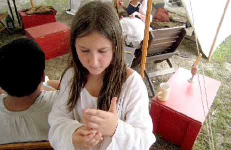 Grace Thatcher limbers up her scratching fingers