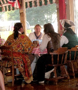 The adult table - M.A. d'Dogge, Michael, Shannon and Trish+