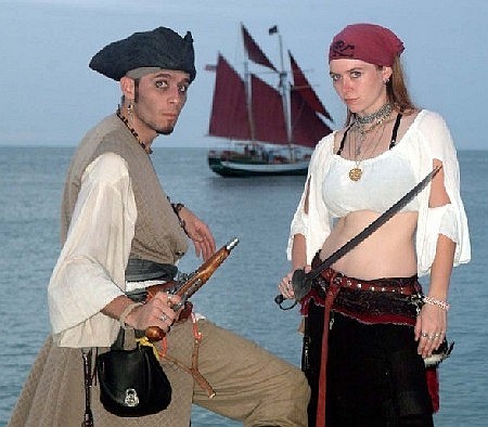 Nichole Andreyko and fridn