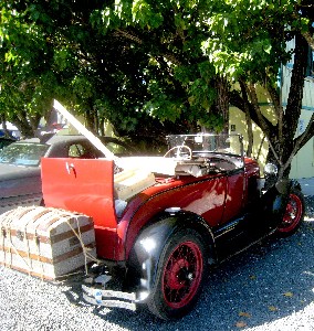 Model A @ No Name Pub