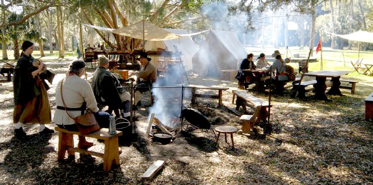 People at breakfast at the FOY