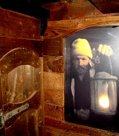 Golden Hinde Brixham Display - Ed