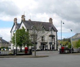 Porthmadog - Queen's Hotel